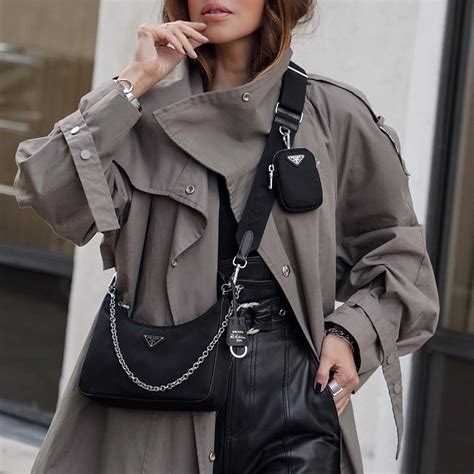 prada re edition 2005 outfit